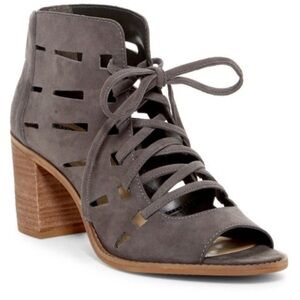 Vince Camuto | Tressa Perforated Lace-Up Heel Sandal | Taupe | Women's 8.5